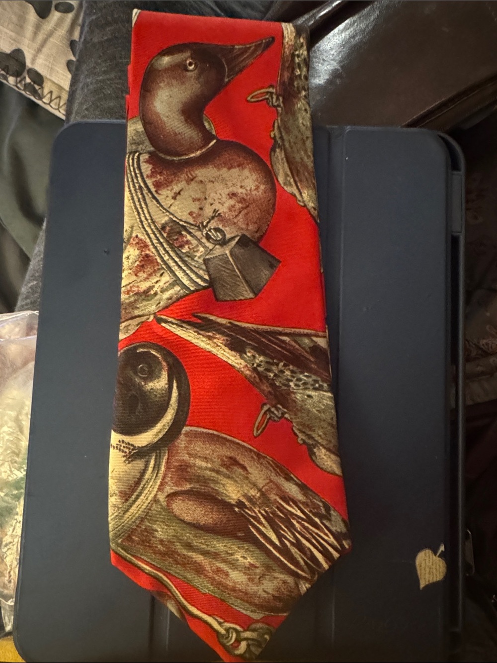 Ducks Unlimited Red Duck-Print Men's Silk Tie - Classic Hunting Motif